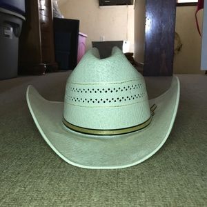 Cowboy hat, lightly used